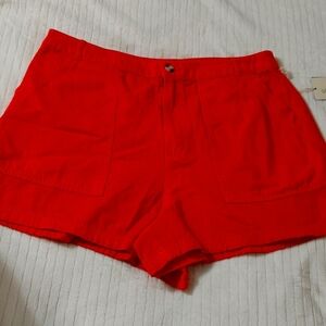 Universal tread red orange women's shorts size 12 NWT